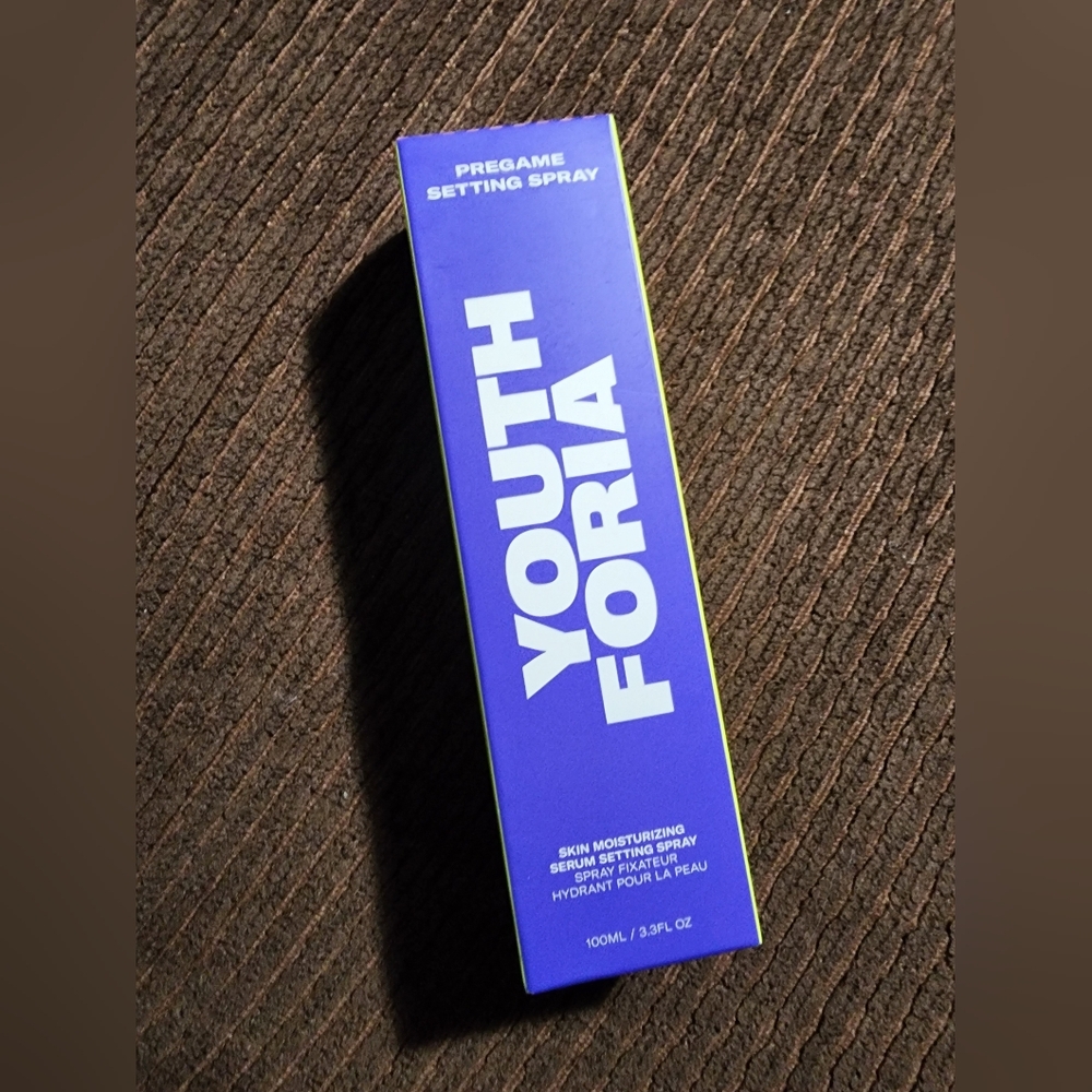 Youthforia Skin Moisturizing Serum Setting Spray